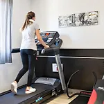 Park Wilson Airport Aparthotel 3*