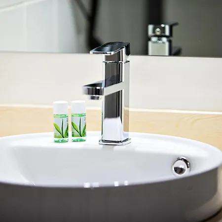 Apartmanhotel Park Wilson Airport 3*