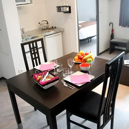 Park Wilson Airport Apartmanhotel Colomiers