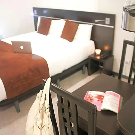 Park Wilson Airport 3*