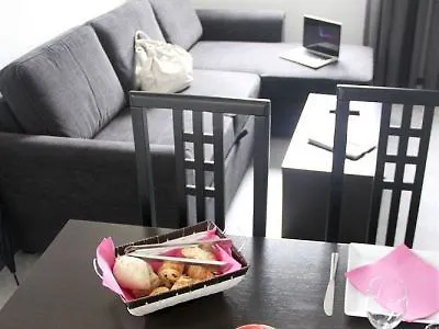 Апарт-отель Park Wilson Airport Коломье