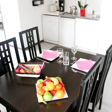 Апарт-отель Park Wilson Airport