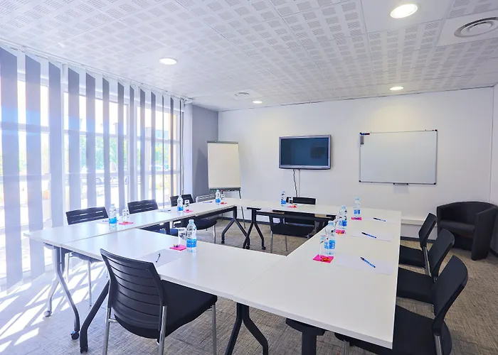 Апарт-отель Park Wilson Airport 3*